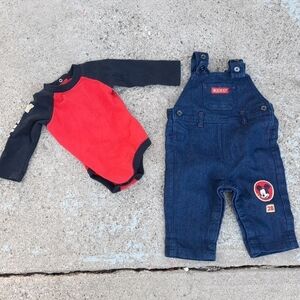 🌟 Disney mickey denim overalls and onesie set outfit size 3-6 months